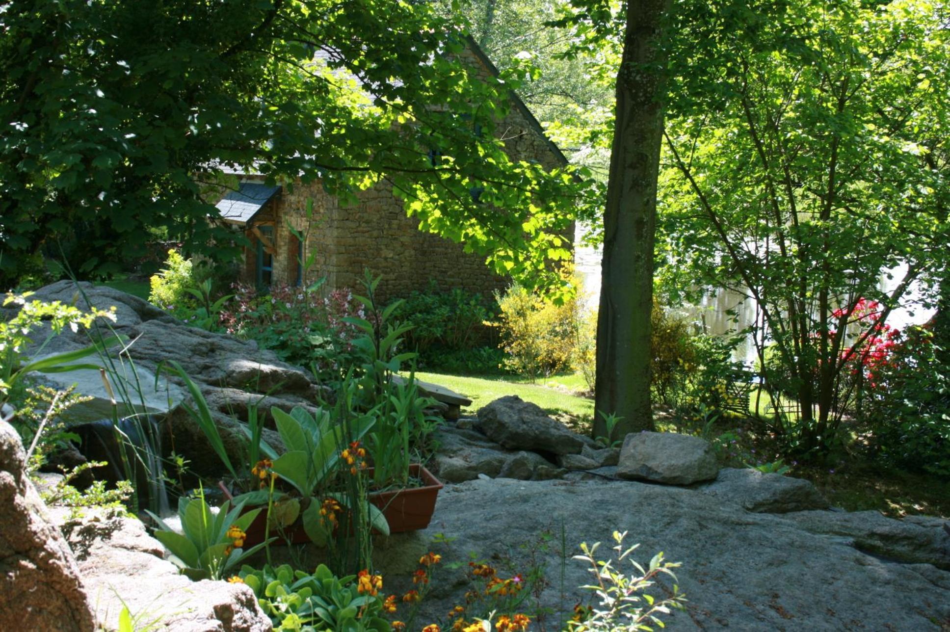 Au Pont Ricoul Bed & Breakfast Saint-Pierre-de-Plesguen Eksteriør bilde