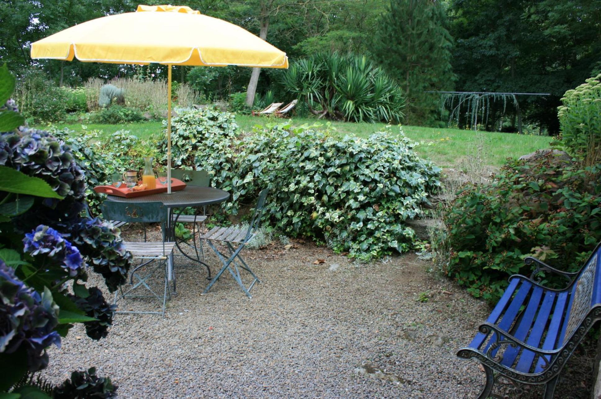 Au Pont Ricoul Bed & Breakfast Saint-Pierre-de-Plesguen Eksteriør bilde