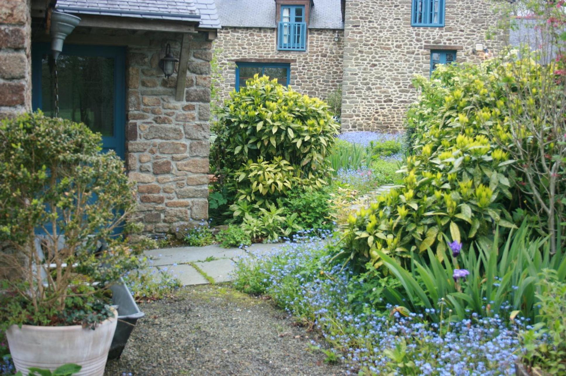 Au Pont Ricoul Bed & Breakfast Saint-Pierre-de-Plesguen Eksteriør bilde