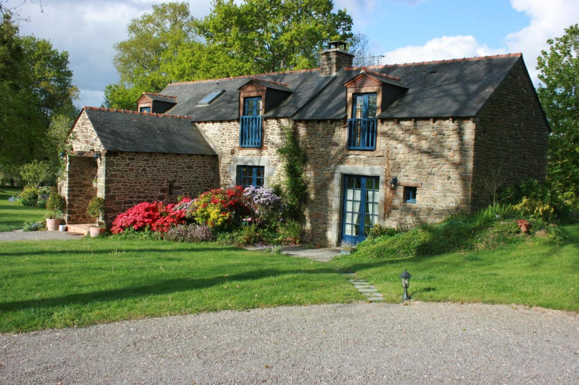 Au Pont Ricoul Bed & Breakfast Saint-Pierre-de-Plesguen Eksteriør bilde