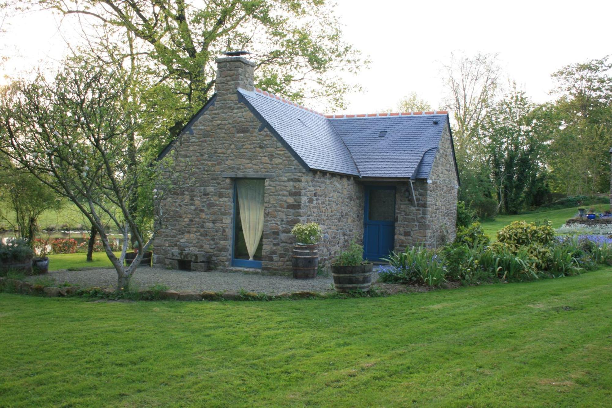 Au Pont Ricoul Bed & Breakfast Saint-Pierre-de-Plesguen Eksteriør bilde
