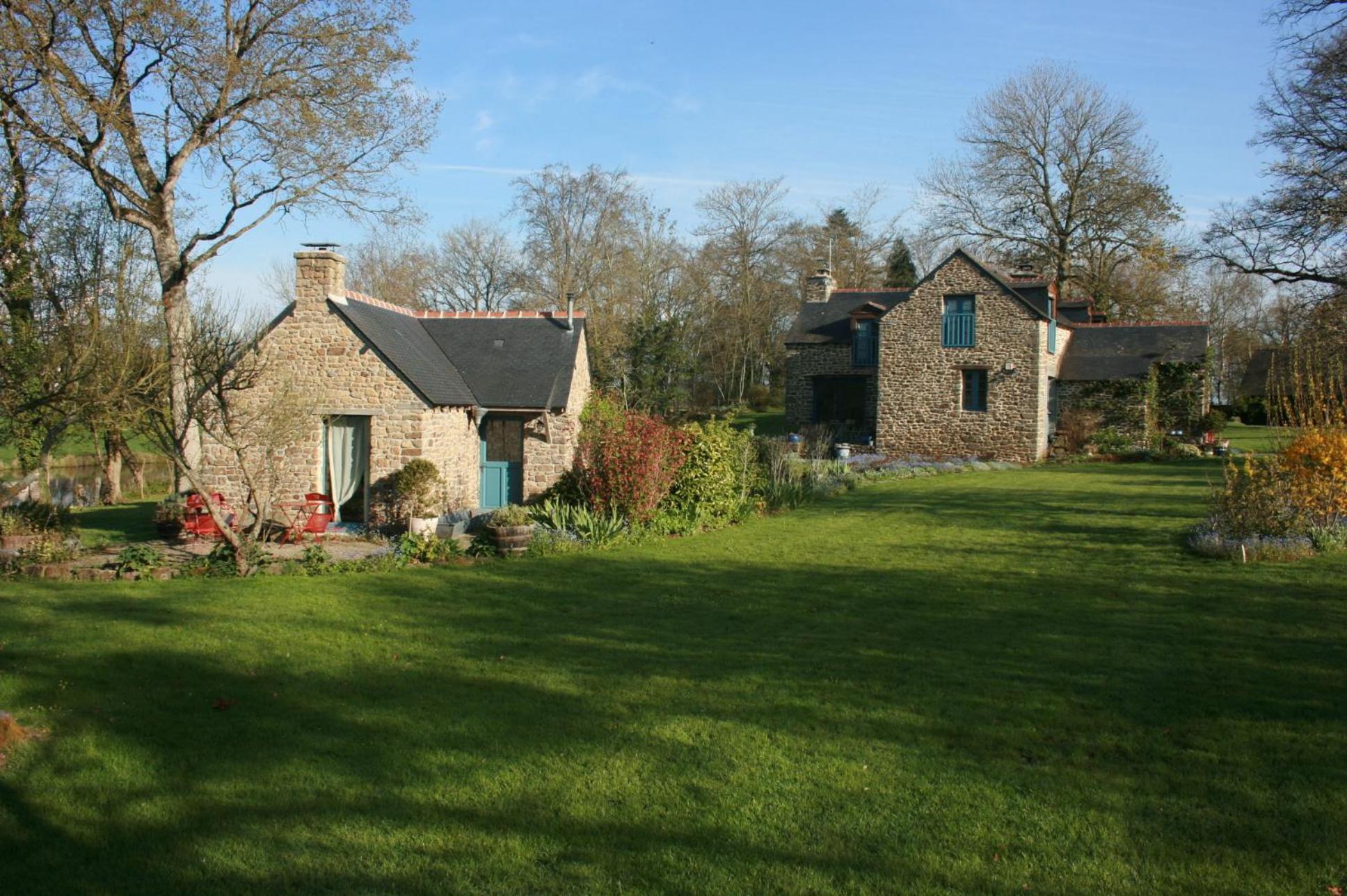 Au Pont Ricoul Bed & Breakfast Saint-Pierre-de-Plesguen Eksteriør bilde