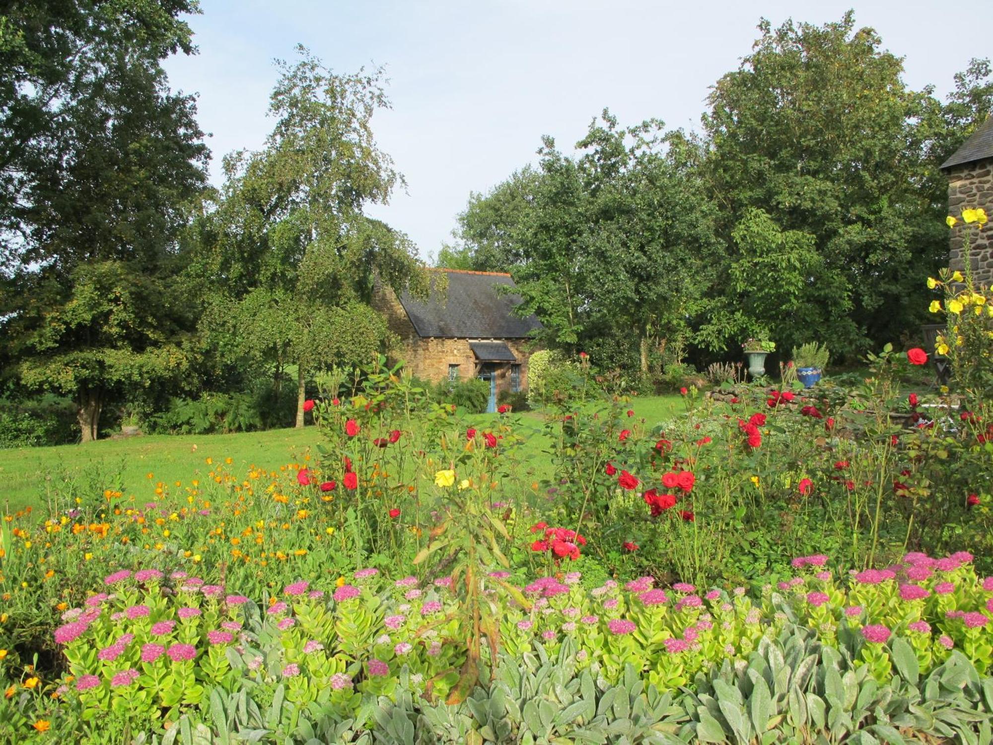 Au Pont Ricoul Bed & Breakfast Saint-Pierre-de-Plesguen Eksteriør bilde